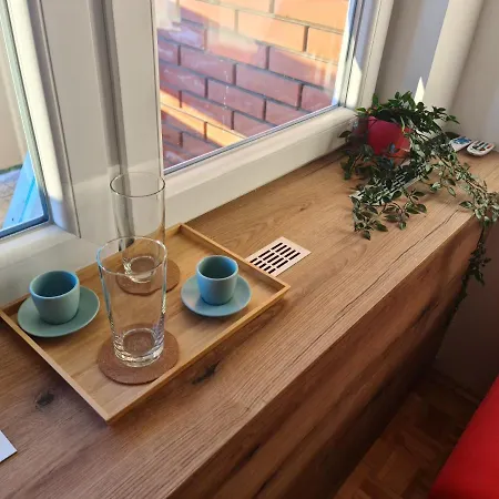 Apartament 33