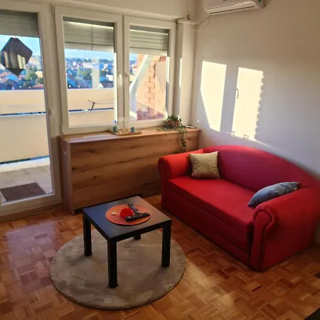 33 Apartment
