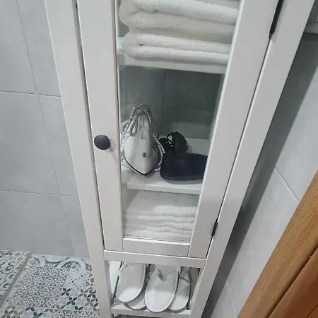 Apartment 33
